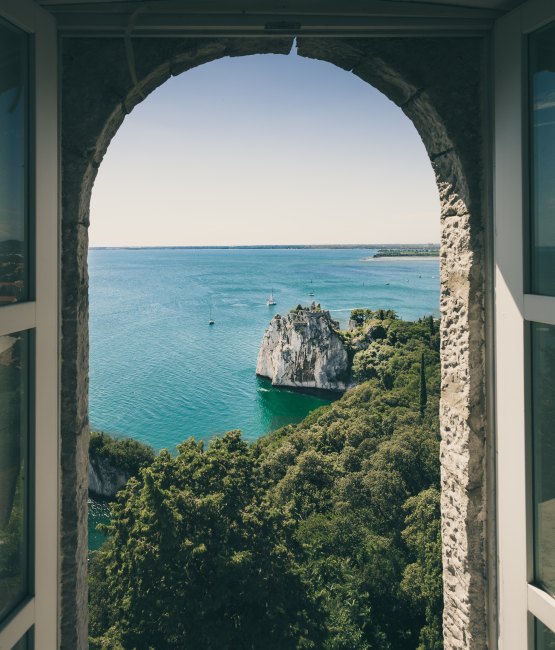 Doorway - Photo by Jacob Morch on Unsplash